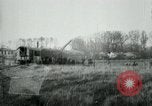 Immagine di Pistole per ferrovia Francia, 1918, secondo 47 filmato di repertorio 65675029602