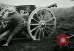 Standbild American 128th Field Artillery in Ersten Weltkrieg Le Côtes de Forimont Frankreich, 1918, aus Sekunde 19 historischem Filmmaterial Videoclip 65675029603