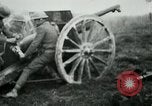 Standbild American 128th Field Artillery in Ersten Weltkrieg Le Côtes de Forimont Frankreich, 1918, aus Sekunde 26 historischem Filmmaterial Videoclip 65675029603