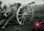 Standbild American 128th Field Artillery in Ersten Weltkrieg Le Côtes de Forimont Frankreich, 1918, aus Sekunde 33 historischem Filmmaterial Videoclip 65675029603