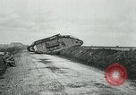 Immagine di British Mark IV SERBATOI Francia, 1917, secondo 38 filmato di repertorio 65675029604