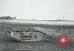 Immagine di British Mark IV SERBATOI Francia, 1917, secondo 50 filmato di repertorio 65675029604