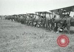 Immagine di British Airco DH-4s Bergues Francia, 1918, secondo 10 filmato di repertorio 65675029606