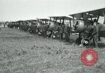 Immagine di British Airco DH-4s Bergues Francia, 1918, secondo 15 filmato di repertorio 65675029606