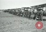 Immagine di British Airco DH-4s Bergues Francia, 1918, secondo 16 filmato di repertorio 65675029606