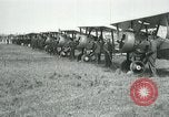 Immagine di British Airco DH-4s Bergues Francia, 1918, secondo 17 filmato di repertorio 65675029606