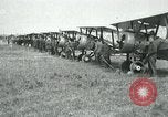 Immagine di British Airco DH-4s Bergues Francia, 1918, secondo 24 filmato di repertorio 65675029606