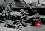 Immagine di British Airco DH-4s Bergues Francia, 1918, secondo 34 filmato di repertorio 65675029606