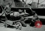Immagine di British Airco DH-4s Bergues Francia, 1918, secondo 38 filmato di repertorio 65675029606