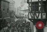 Image le jour de l'Armistice Bacharach Allemagne, 1918, de la seconde 54 séquences d'archives historiques vidéo 65675029610