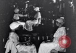 Image le maïs traitées United States USA, 1920, de la seconde 7 séquences d'archives historiques vidéo 65675029624