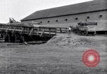 Image transporter le maïs United States USA, 1920, de la seconde 11 séquences d'archives historiques vidéo 65675029625