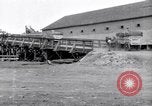 Image transporter le maïs United States USA, 1920, de la seconde 13 séquences d'archives historiques vidéo 65675029625