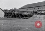 Image transporter le maïs United States USA, 1920, de la seconde 27 séquences d'archives historiques vidéo 65675029625