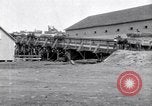 Image transporter le maïs United States USA, 1920, de la seconde 32 séquences d'archives historiques vidéo 65675029625
