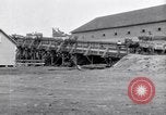 Image transporter le maïs United States USA, 1920, de la seconde 34 séquences d'archives historiques vidéo 65675029625