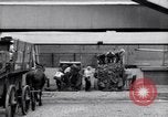 Image transporter le maïs United States USA, 1920, de la seconde 43 séquences d'archives historiques vidéo 65675029625