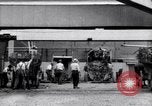 Image transporter le maïs United States USA, 1920, de la seconde 53 séquences d'archives historiques vidéo 65675029625