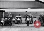 Image transporter le maïs United States USA, 1920, de la seconde 56 séquences d'archives historiques vidéo 65675029625