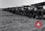 Immagine di British Airco DH-4s Bergues Francia, 1918, secondo 9 filmato di repertorio 65675029630