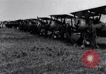 Immagine di British Airco DH-4s Bergues Francia, 1918, secondo 11 filmato di repertorio 65675029630