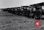 Immagine di British Airco DH-4s Bergues Francia, 1918, secondo 14 filmato di repertorio 65675029630