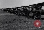 Immagine di British Airco DH-4s Bergues Francia, 1918, secondo 20 filmato di repertorio 65675029630