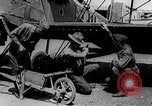 Immagine di British Airco DH-4s Bergues Francia, 1918, secondo 32 filmato di repertorio 65675029630