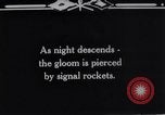 Standbild signal Raketen Frankreich, 1918, aus Sekunde 8 historischem Filmmaterial Videoclip 65675029632