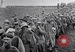 Standbild deutschen Gefangenen Saizerais Frankreich, 1918, aus Sekunde 19 historischem Filmmaterial Videoclip 65675029633