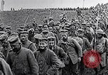Standbild deutschen Gefangenen Saizerais Frankreich, 1918, aus Sekunde 37 historischem Filmmaterial Videoclip 65675029633