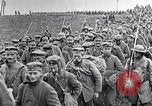 Standbild deutschen Gefangenen Saizerais Frankreich, 1918, aus Sekunde 38 historischem Filmmaterial Videoclip 65675029633