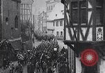 Standbild Armistice Day Bacharach Deutschland, 1918, aus Sekunde 42 historischem Filmmaterial Videoclip 65675029634