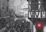 Standbild Armistice Day Bacharach Deutschland, 1918, aus Sekunde 43 historischem Filmmaterial Videoclip 65675029634