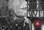 Standbild Armistice Day Bacharach Deutschland, 1918, aus Sekunde 48 historischem Filmmaterial Videoclip 65675029634