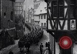 Standbild Armistice Day Bacharach Deutschland, 1918, aus Sekunde 61 historischem Filmmaterial Videoclip 65675029634