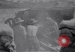 Standbild American Field Artillery Frankreich, 1918, aus Sekunde 18 historischem Filmmaterial Videoclip 65675029637