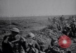 Standbild American Field Artillery Frankreich, 1918, aus Sekunde 31 historischem Filmmaterial Videoclip 65675029637