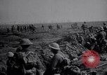 Standbild American Field Artillery Frankreich, 1918, aus Sekunde 46 historischem Filmmaterial Videoclip 65675029637