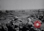 Standbild American Field Artillery Frankreich, 1918, aus Sekunde 49 historischem Filmmaterial Videoclip 65675029637