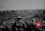 Standbild American Field Artillery Frankreich, 1918, aus Sekunde 51 historischem Filmmaterial Videoclip 65675029637