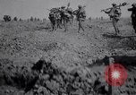 Standbild American Field Artillery Frankreich, 1918, aus Sekunde 52 historischem Filmmaterial Videoclip 65675029637