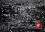 Standbild Bahre Träger Frankreich, 1918, aus Sekunde 13 historischem Filmmaterial Videoclip 65675029638