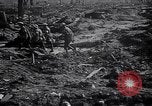 Standbild Bahre Träger Frankreich, 1918, aus Sekunde 15 historischem Filmmaterial Videoclip 65675029638