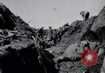 Standbild Bahre Träger Frankreich, 1918, aus Sekunde 31 historischem Filmmaterial Videoclip 65675029638