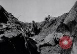 Standbild Bahre Träger Frankreich, 1918, aus Sekunde 44 historischem Filmmaterial Videoclip 65675029638