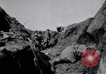Standbild Bahre Träger Frankreich, 1918, aus Sekunde 53 historischem Filmmaterial Videoclip 65675029638
