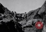 Standbild Bahre Träger Frankreich, 1918, aus Sekunde 58 historischem Filmmaterial Videoclip 65675029638