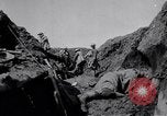 Standbild Bahre Träger Frankreich, 1918, aus Sekunde 61 historischem Filmmaterial Videoclip 65675029638