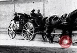 Standbild deutsche Truppen in Richtung der Vorderseite Frankreich, 1918, aus Sekunde 46 historischem Filmmaterial Videoclip 65675029656